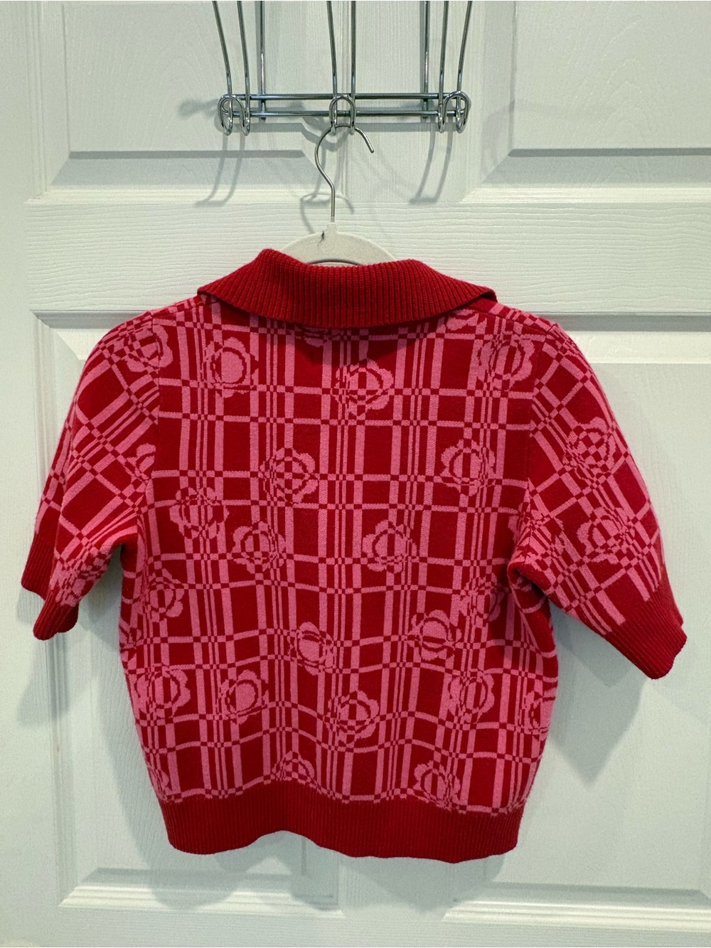 Anthropologie Maeve Red and Pink Short-Sleeve Patterned Knit Cardigan - Picture 2 of 3
